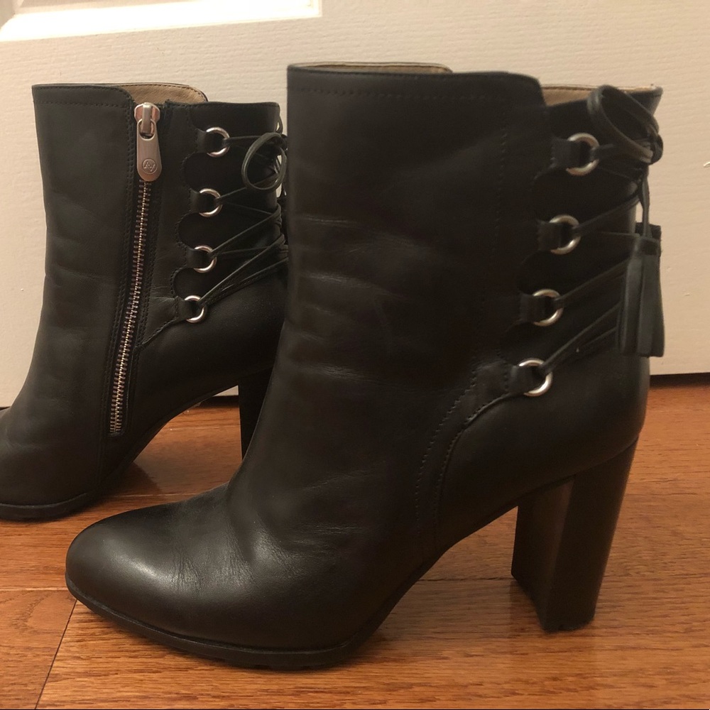 Adrienne Vittadini Black Heel Ankle Boots